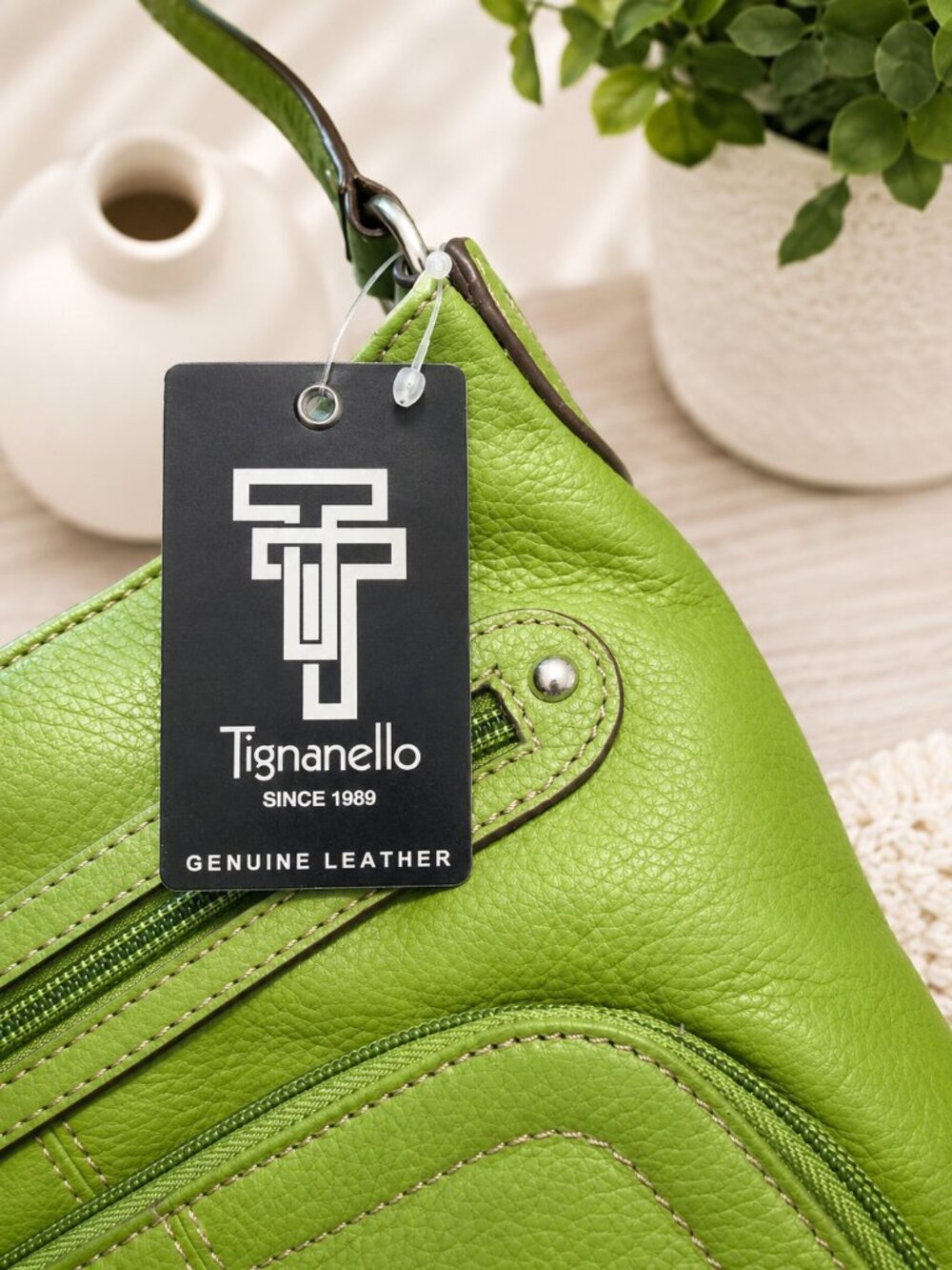 Tignanello Genuine Leather Lime Green Crossbody Purse NWT Pebbled Leather Bag - Picture 3 of 5